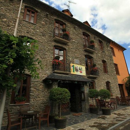 Hotel Poldo La Guingueta D'Aneu Eksteriør bilde