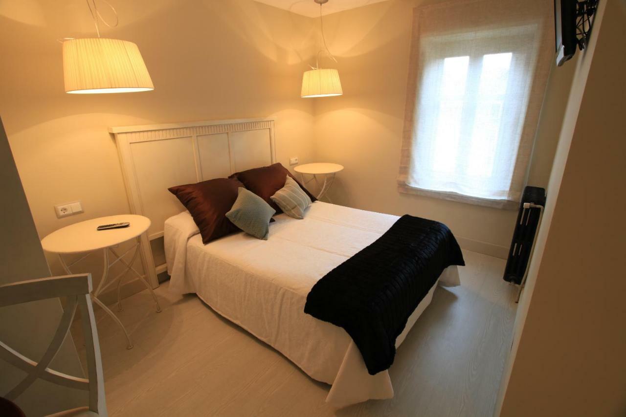 Hotel Poldo La Guingueta D'Aneu Eksteriør bilde