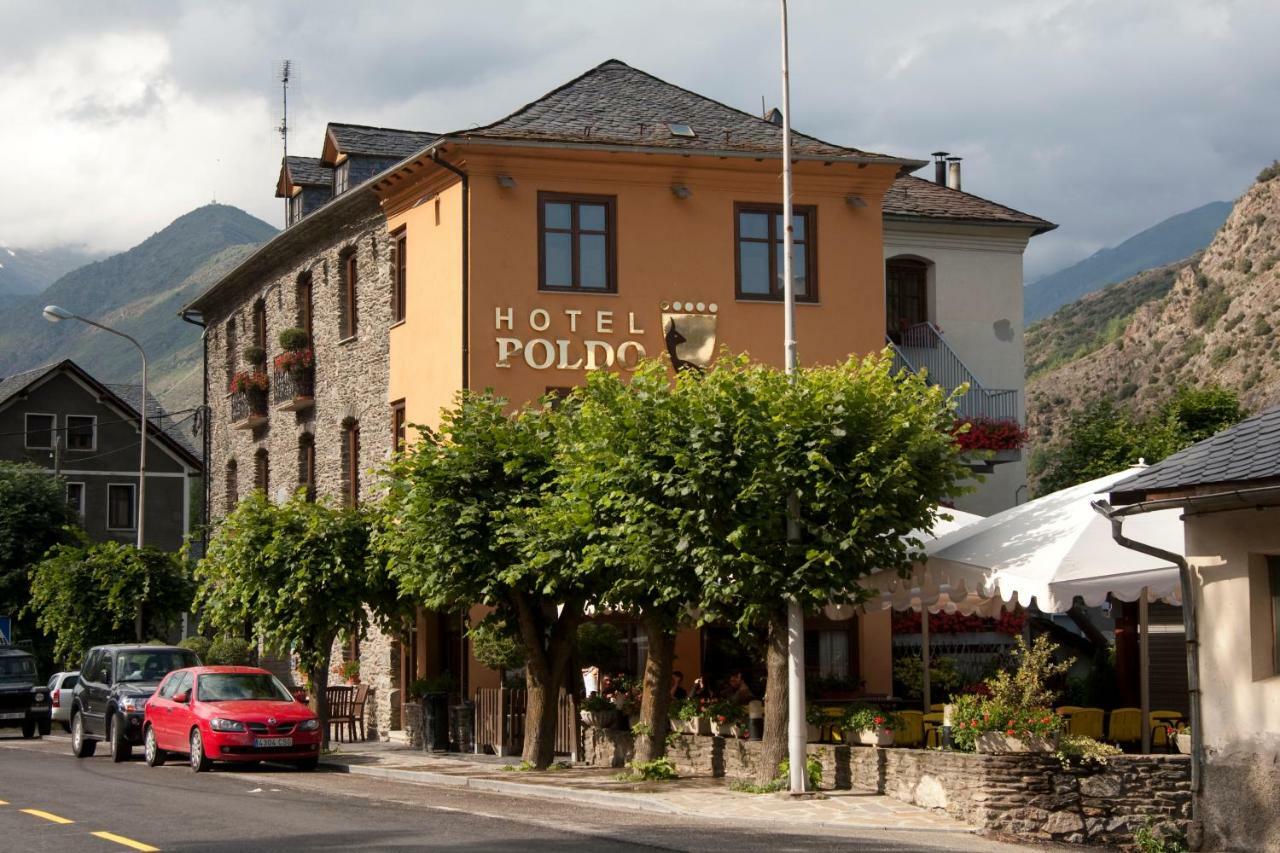 Hotel Poldo La Guingueta D'Aneu Eksteriør bilde