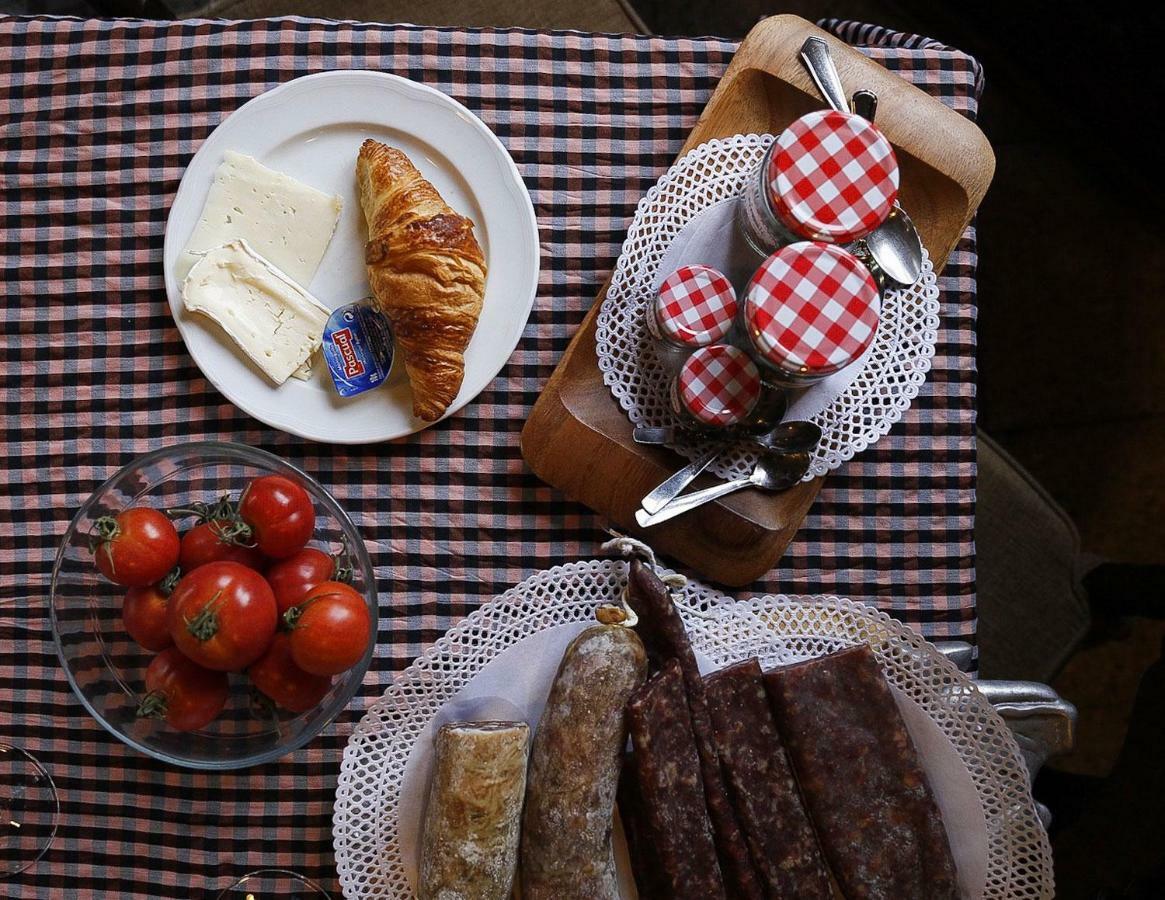 Hotel Poldo La Guingueta D'Aneu Eksteriør bilde